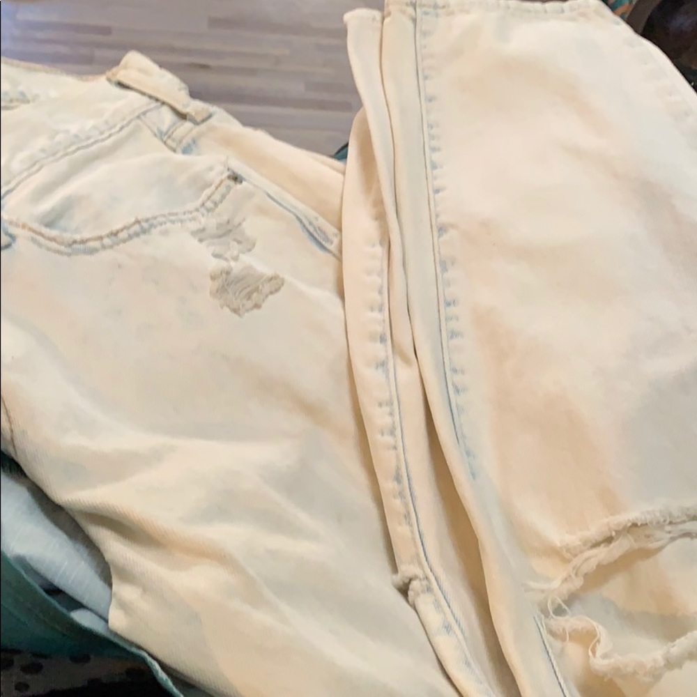 Capris